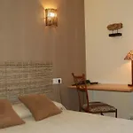 Hotel De L'avenue Saintes