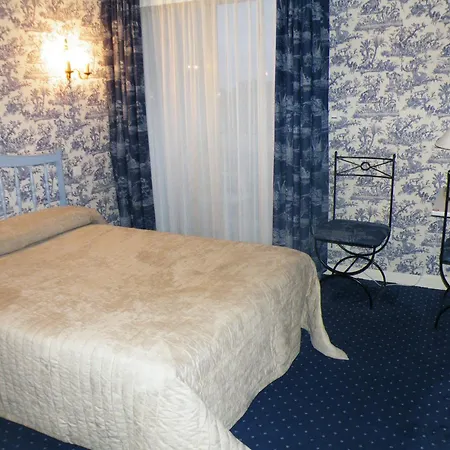 Hotel De L'avenue 2*