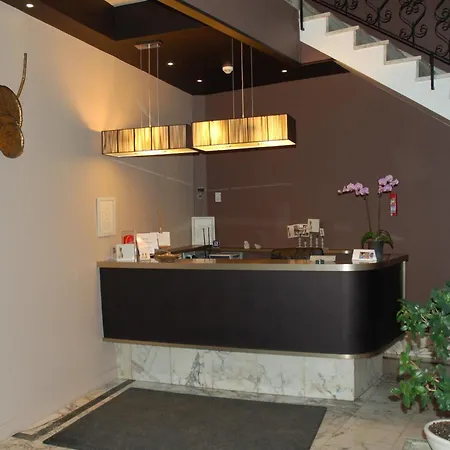 فندق De L'avenue ساتْ