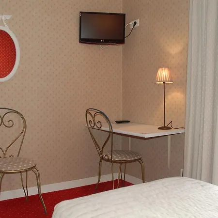 尚嘉中心酒店 2* 桑特