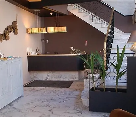 De L'avenue Hotel Saintes
