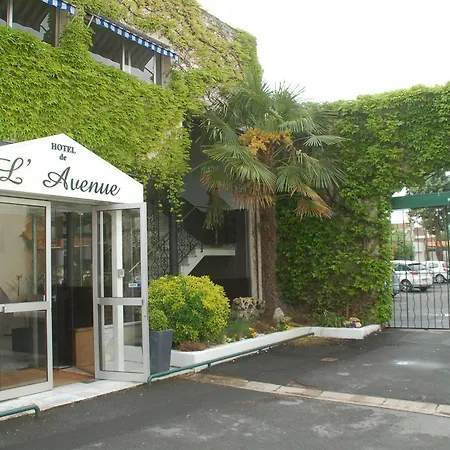 De L'avenue מלון